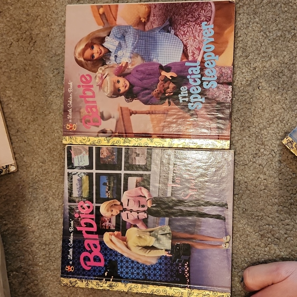 12 Barbie Golden books modern & vintage - Picture 3 of 7